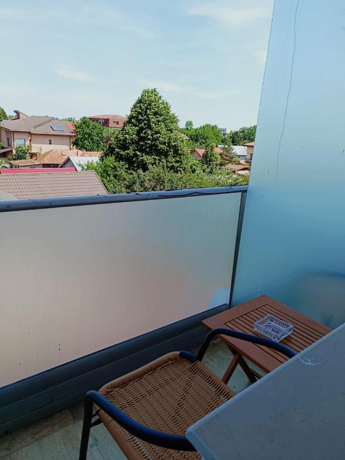 奥托佩尼Bucharest Airport Accomodation公寓式酒店 外观 照片
