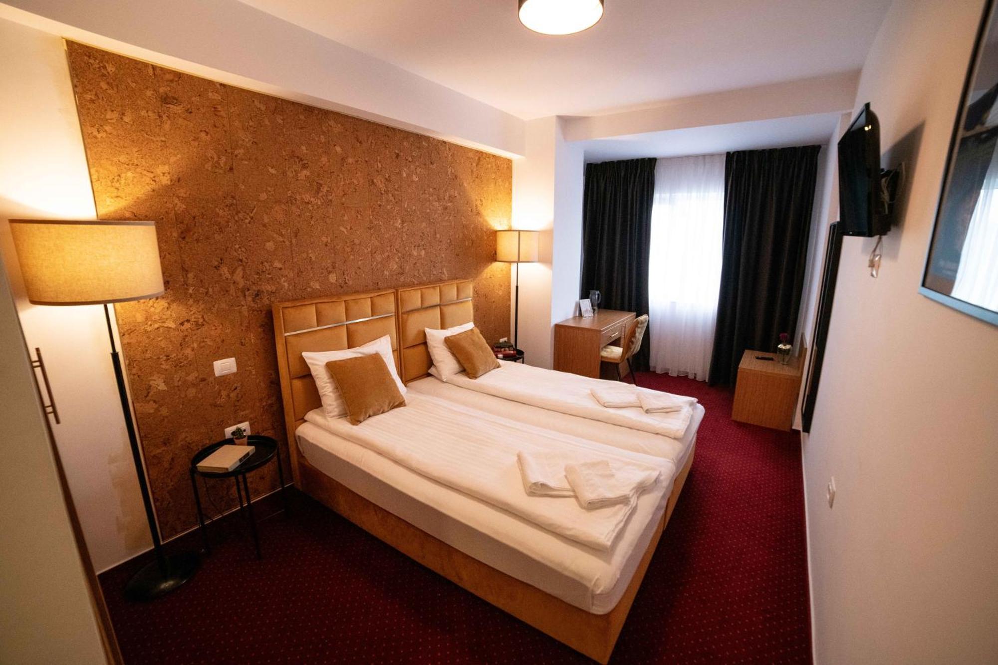 奥托佩尼Bucharest Airport Accomodation公寓式酒店 外观 照片