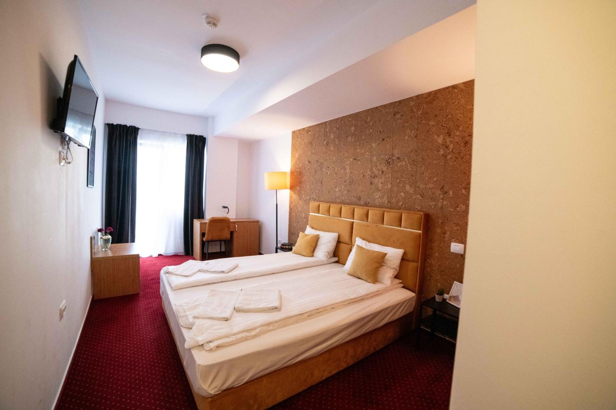 奥托佩尼Bucharest Airport Accomodation公寓式酒店 外观 照片